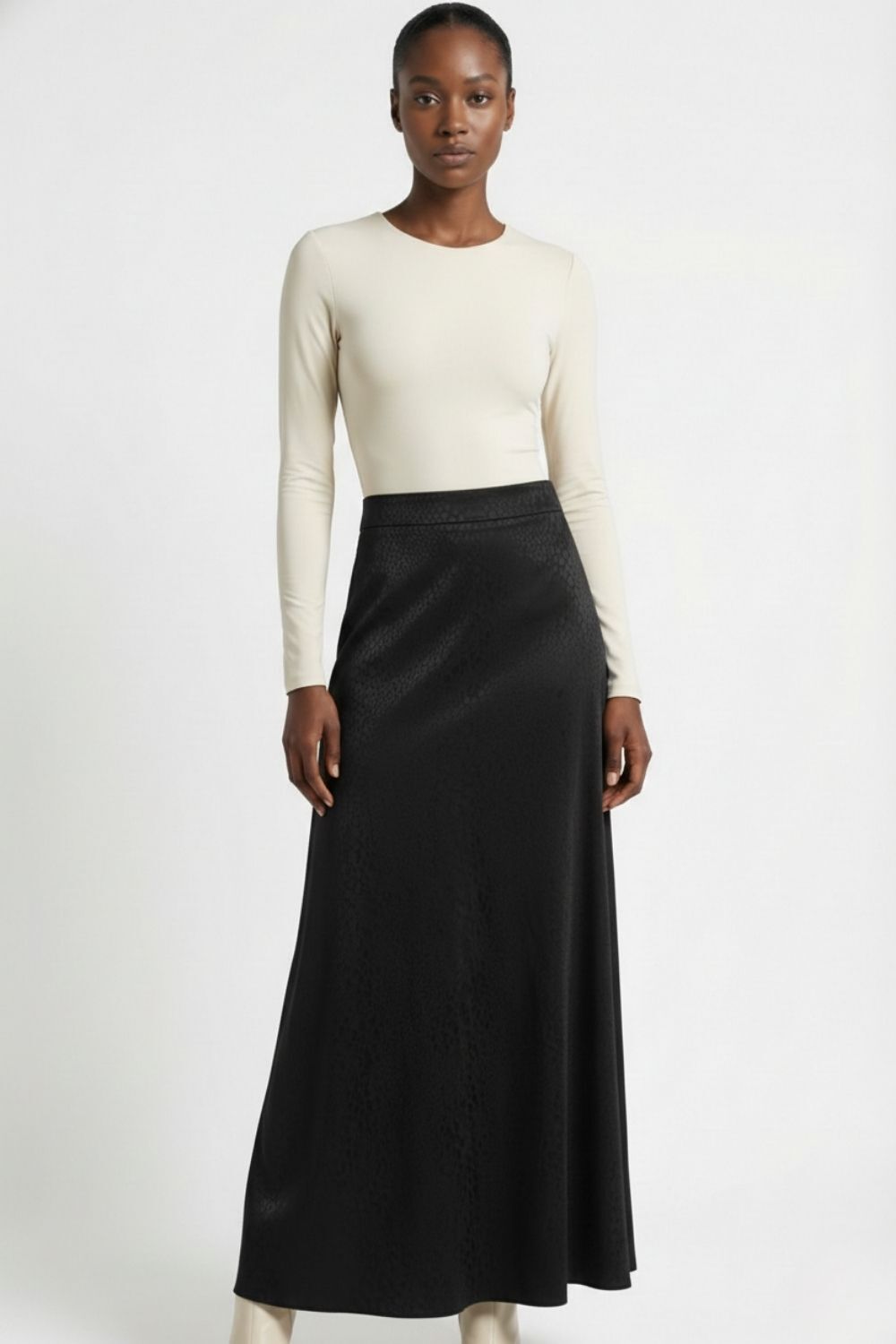 Mizalle Jakarlı Siyah Maksi Etek - Mizalle