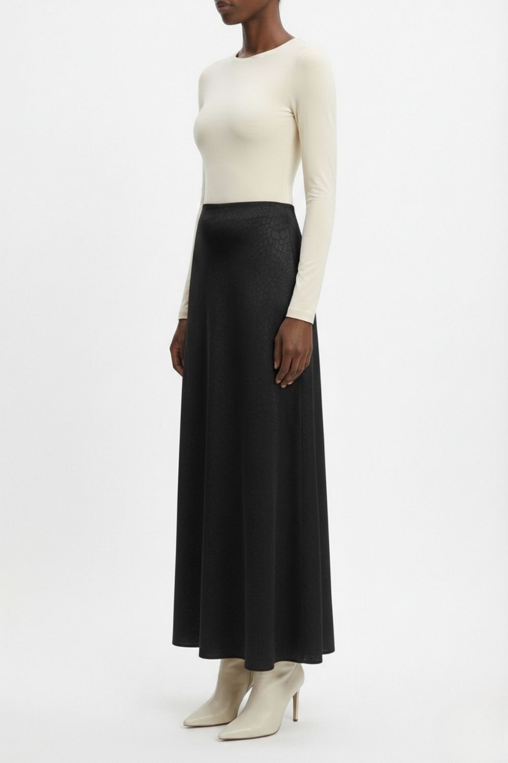 Mizalle Jakarlı Siyah Maksi Etek - 3