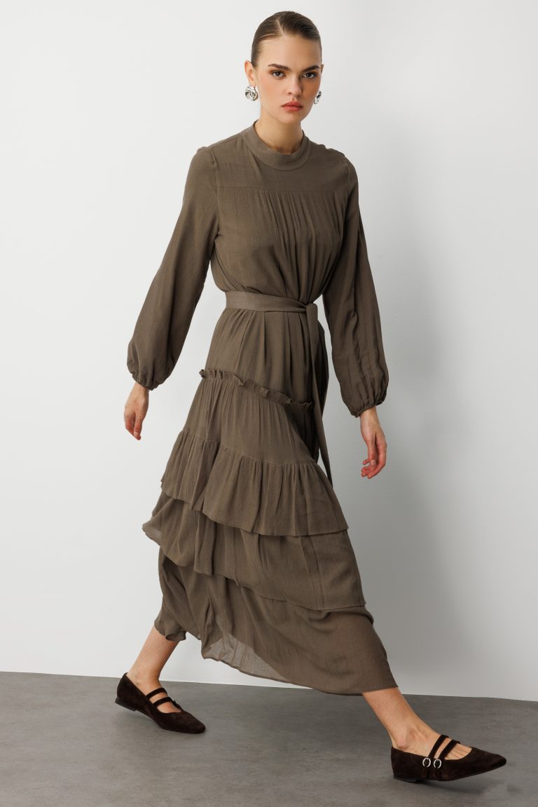 Mizalle Kat Pileli Maksi Haki Elbise - Mizalle