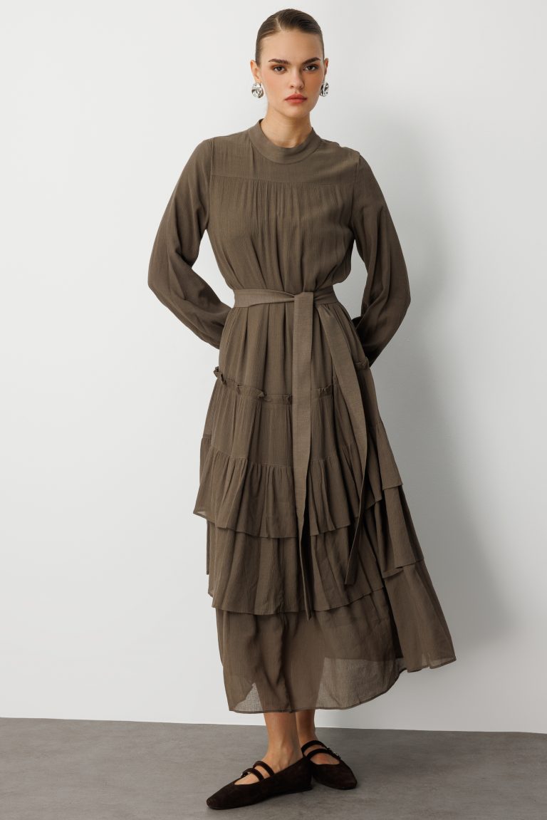 Mizalle Kat Pileli Maksi Haki Elbise - Mizalle