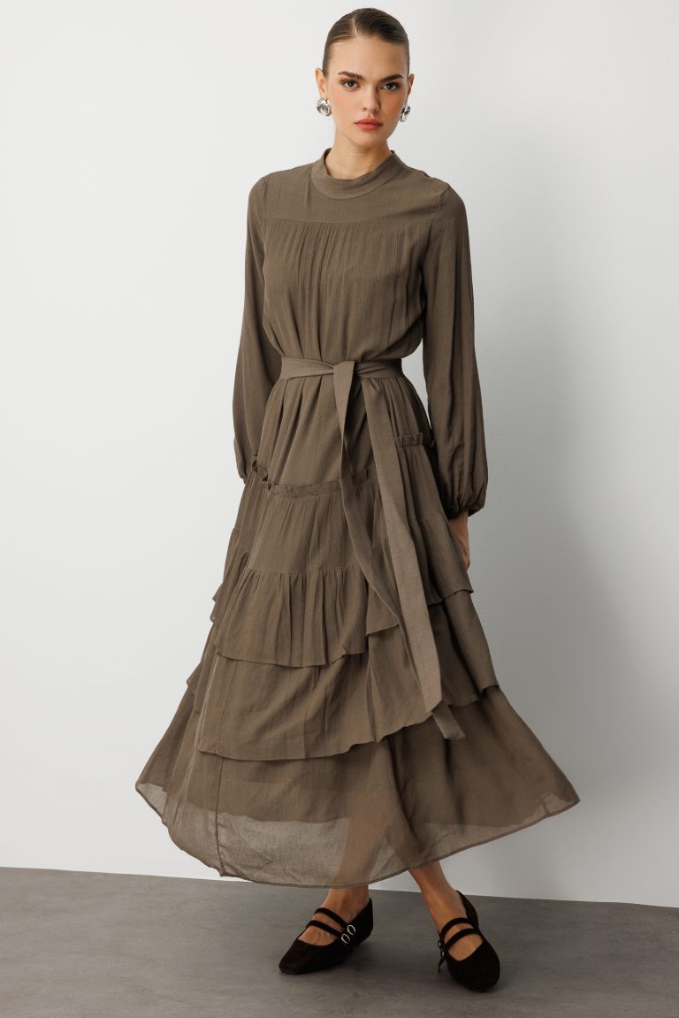 Mizalle Kat Pileli Maksi Haki Elbise - Mizalle