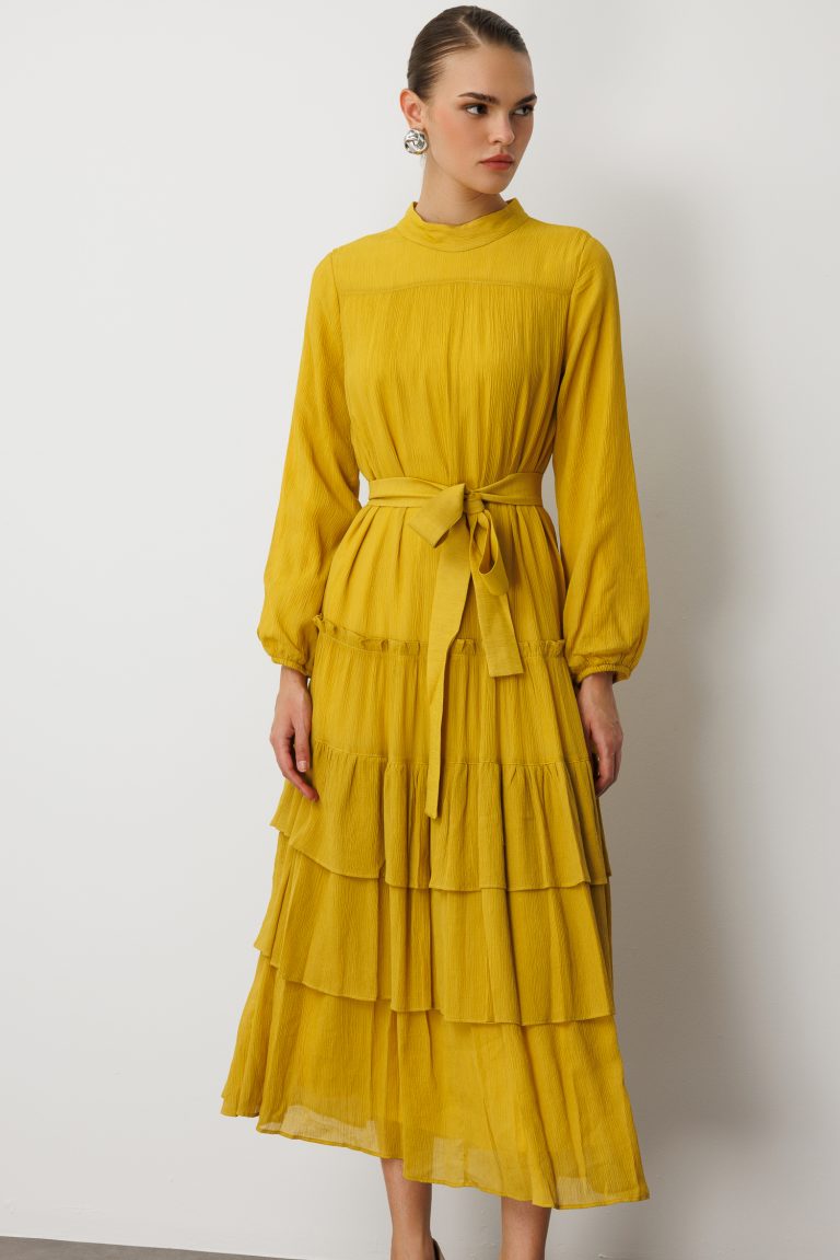 Mizalle Kat Pileli Maksi Koyu Sarı Elbise - Mizalle