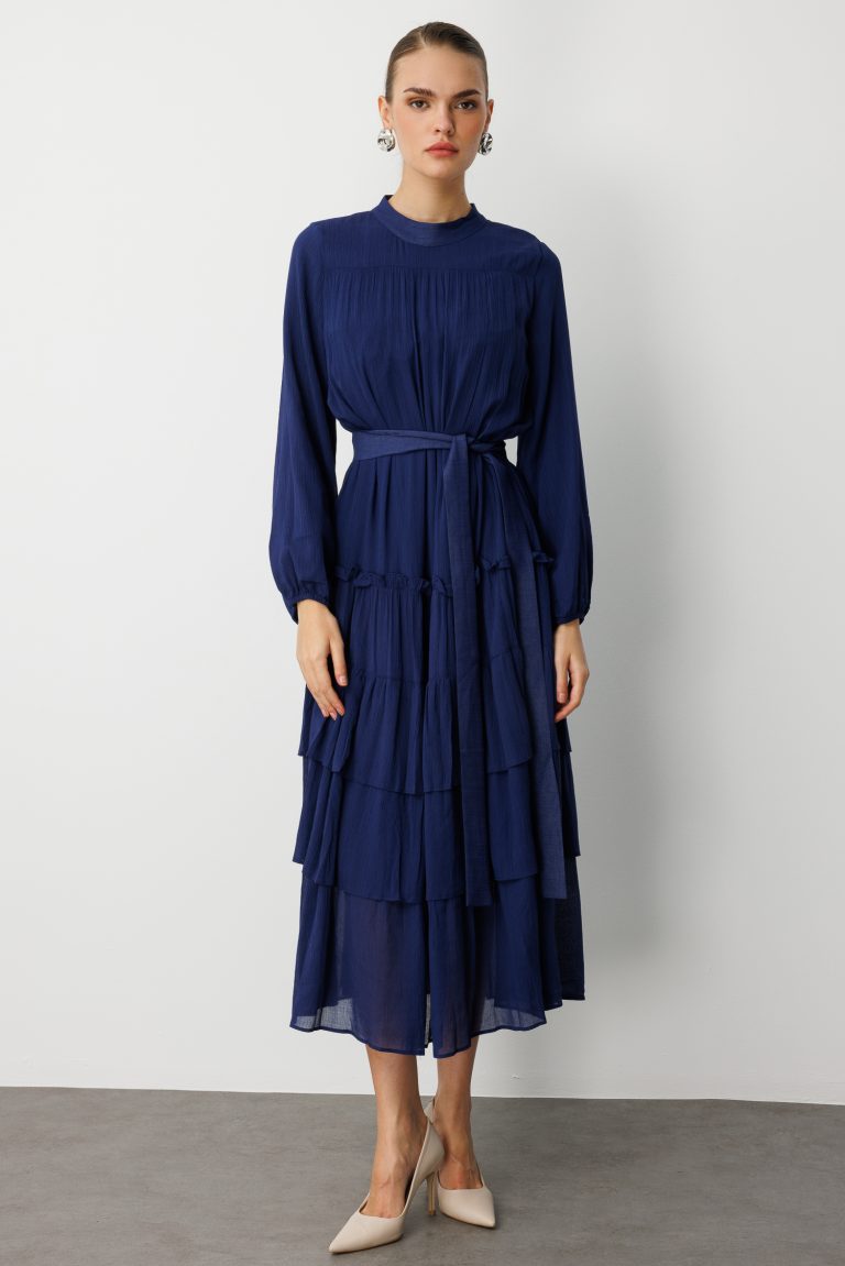 Mizalle Kat Pileli Maksi Lacivert Elbise - Mizalle