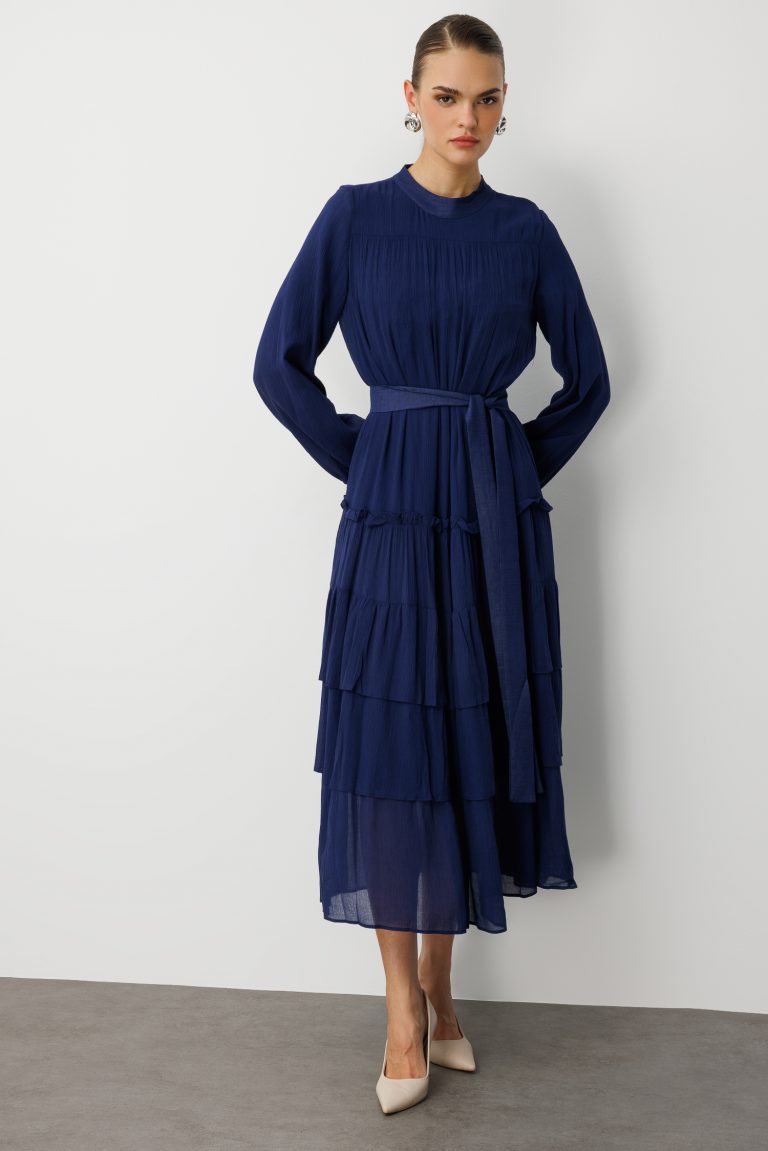 Mizalle Kat Pileli Maksi Lacivert Elbise - Mizalle