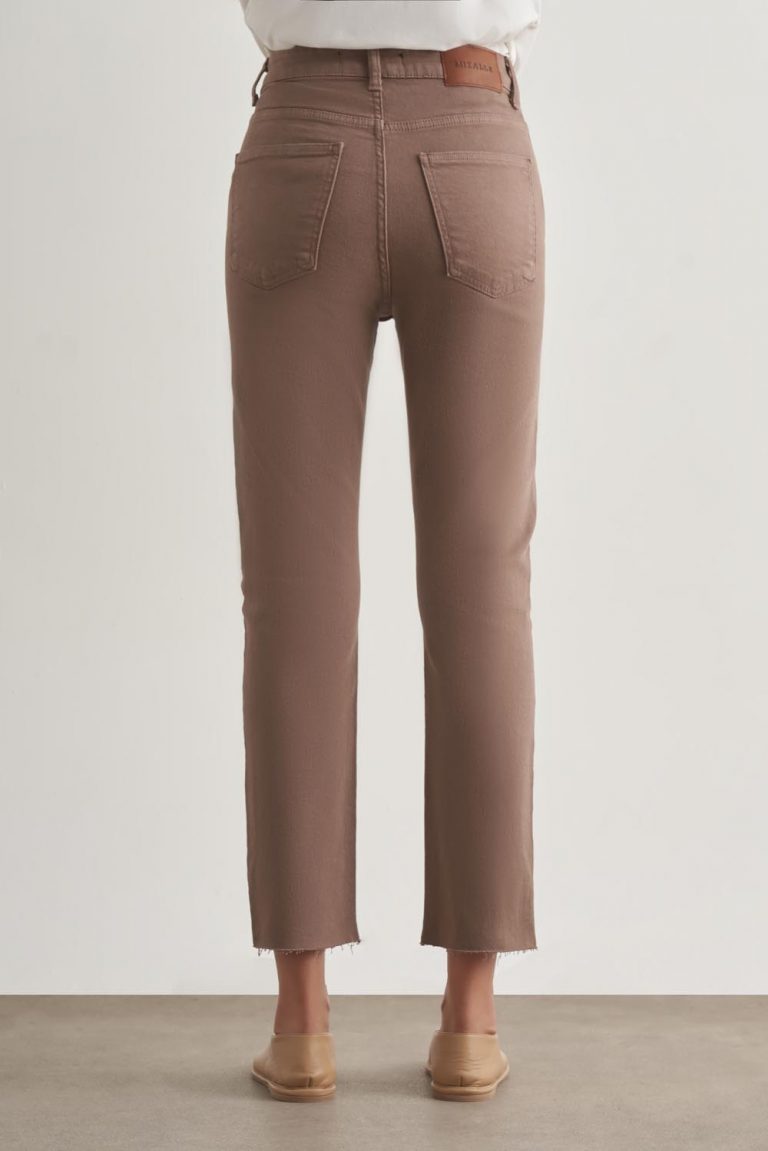 Mizalle Dar Kesim Kesik Paçalı Mom Fit Vizon Rengi Denim Pantolon - Mizalle