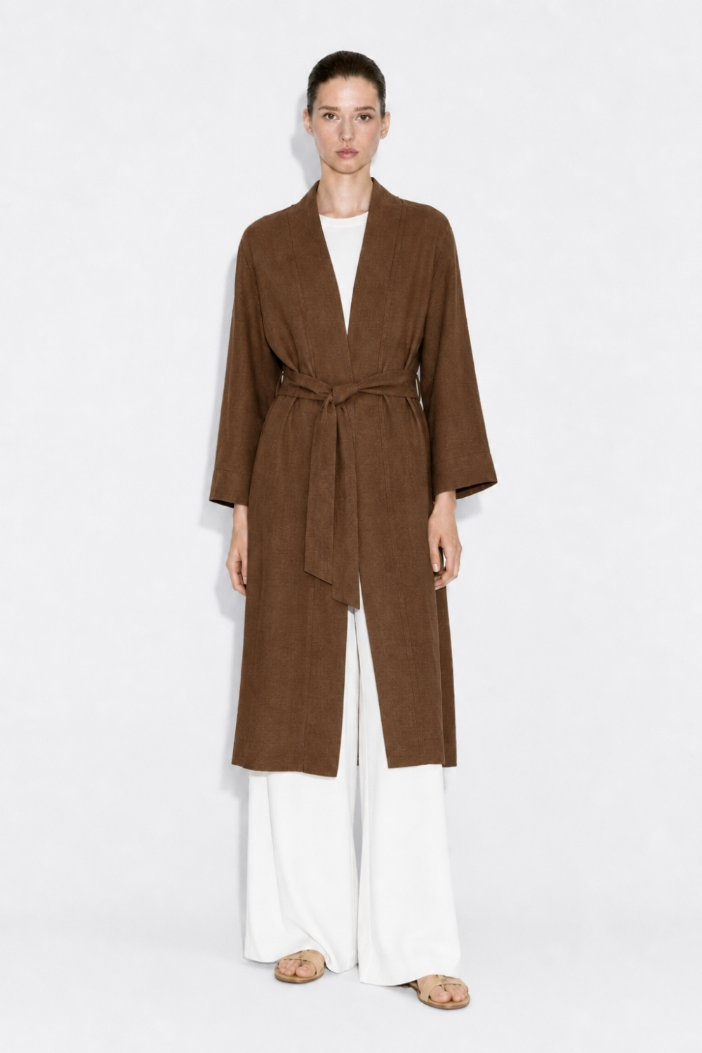 Mizalle Keten Dokulu Kuşak Detaylı Uzun Kahve Kimono - 2