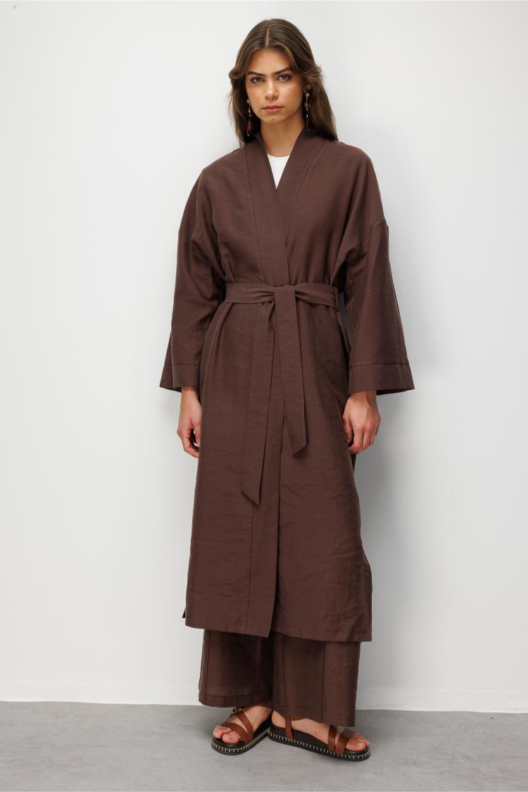 Mizalle Keten Dokulu Kuşak Detaylı Uzun Kahve Kimono - Mizalle
