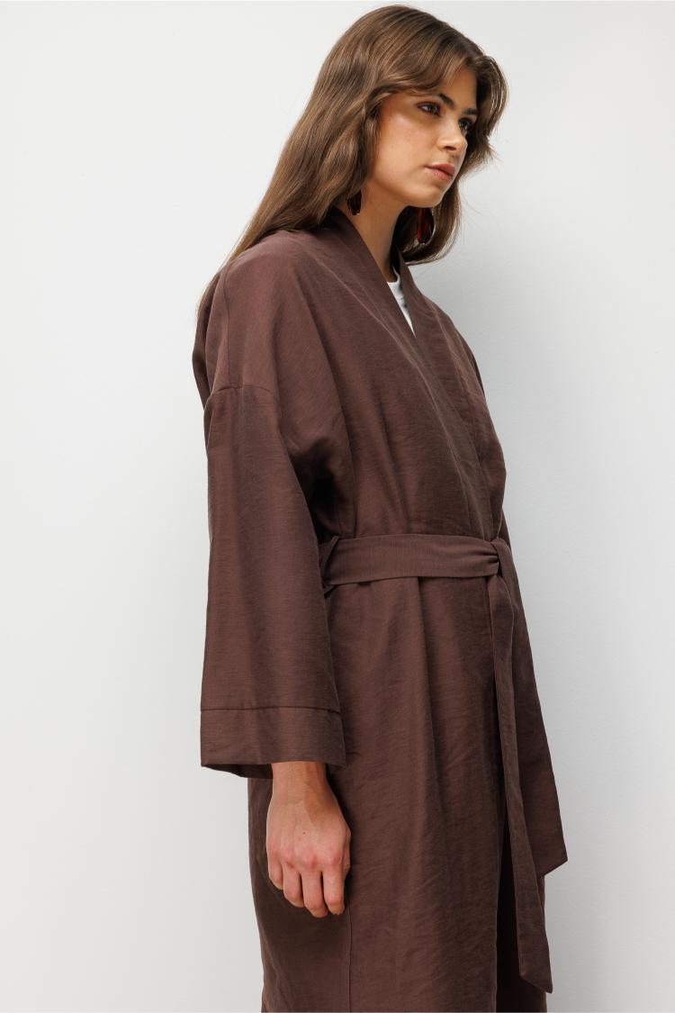 Mizalle Keten Dokulu Kuşak Detaylı Uzun Kahve Kimono - Mizalle