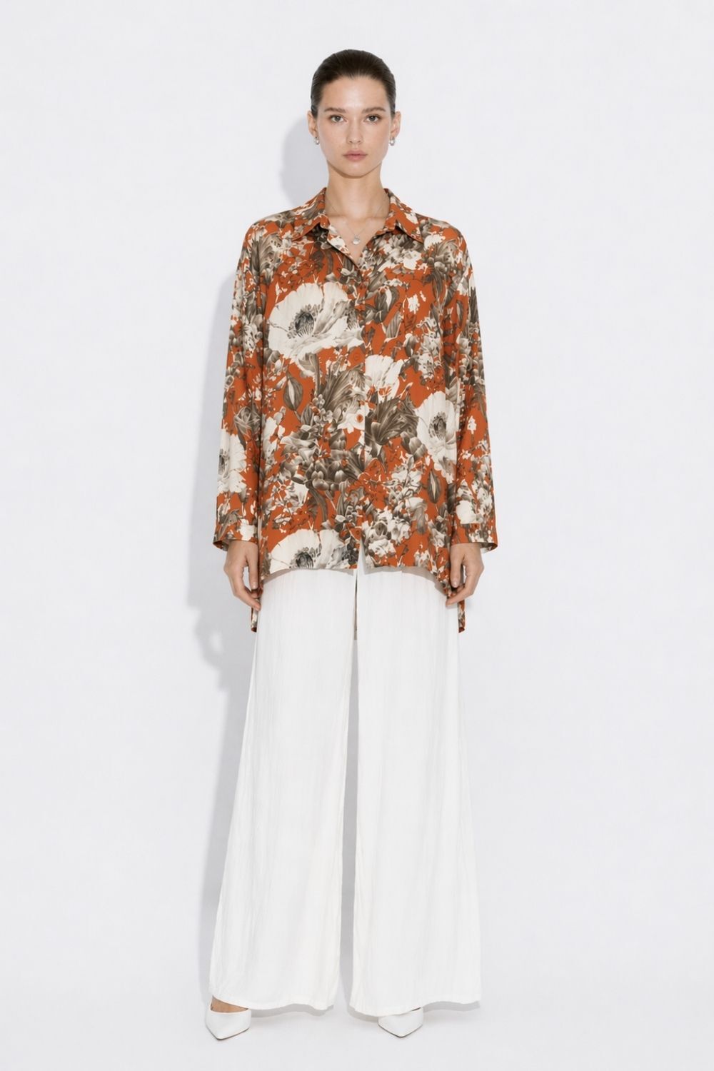 Mizalle Keten Görünümlü Gri Taba Çiçek Desenli Tunik - 1