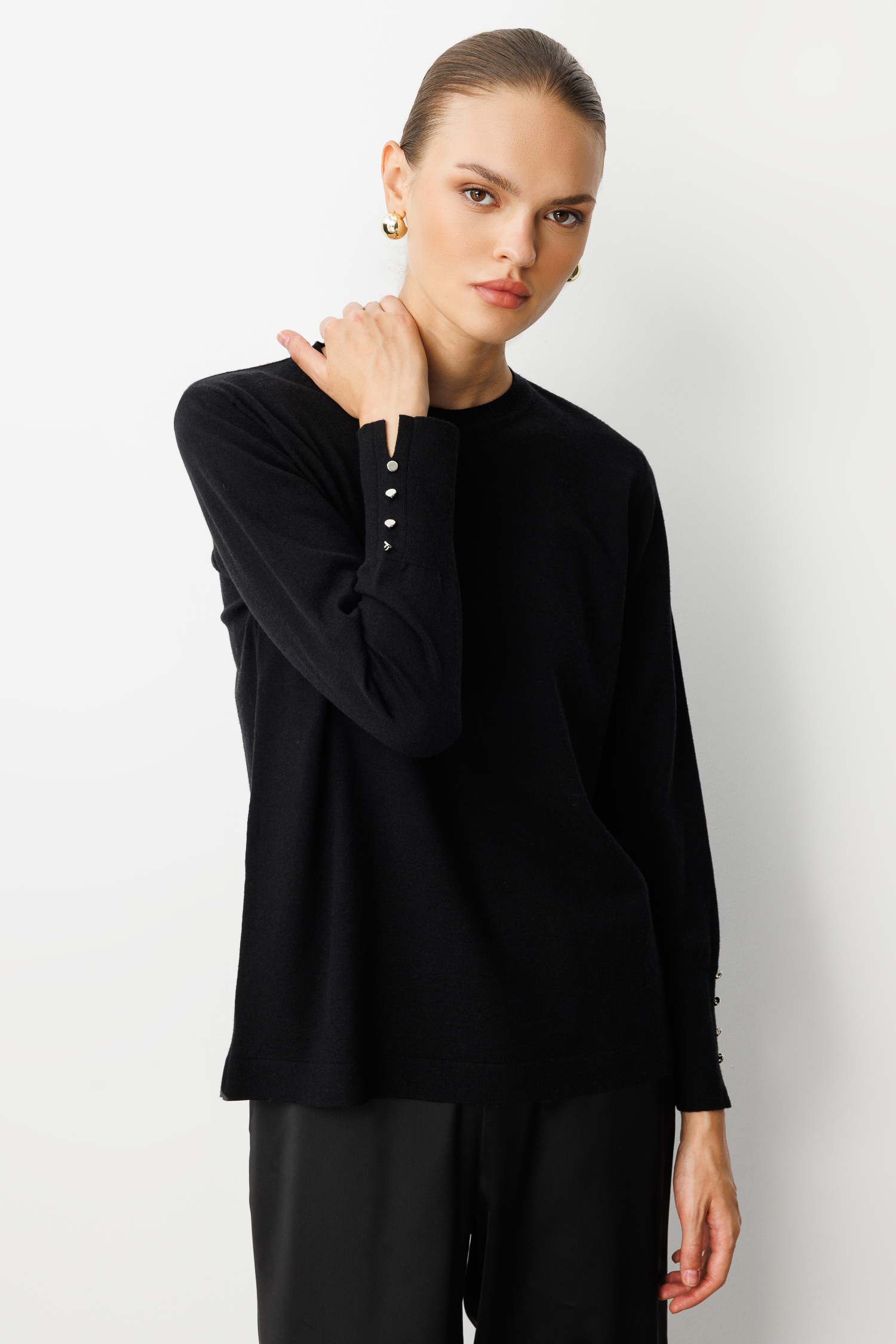 Mizalle Kol Düğmeli Siyah Yuvarlak Yaka İnce Triko Kazak - Mizalle