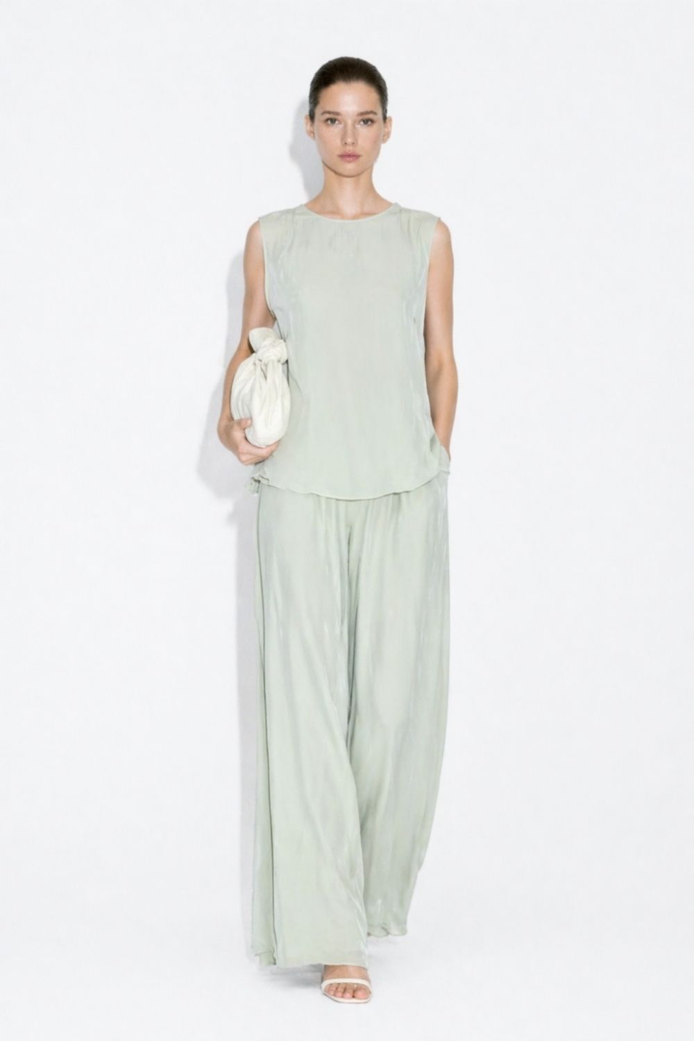 Mizalle Kolsuz Regular Kesimli Şifon Mint Yeşili Bluz - Mizalle