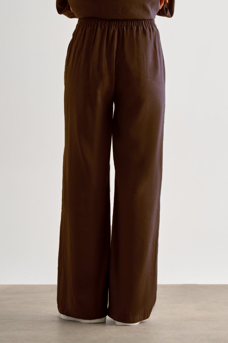 Mizalle Kahverengi Rahat Kesim Geniş Paçalı Modal Pantolon - Mizalle