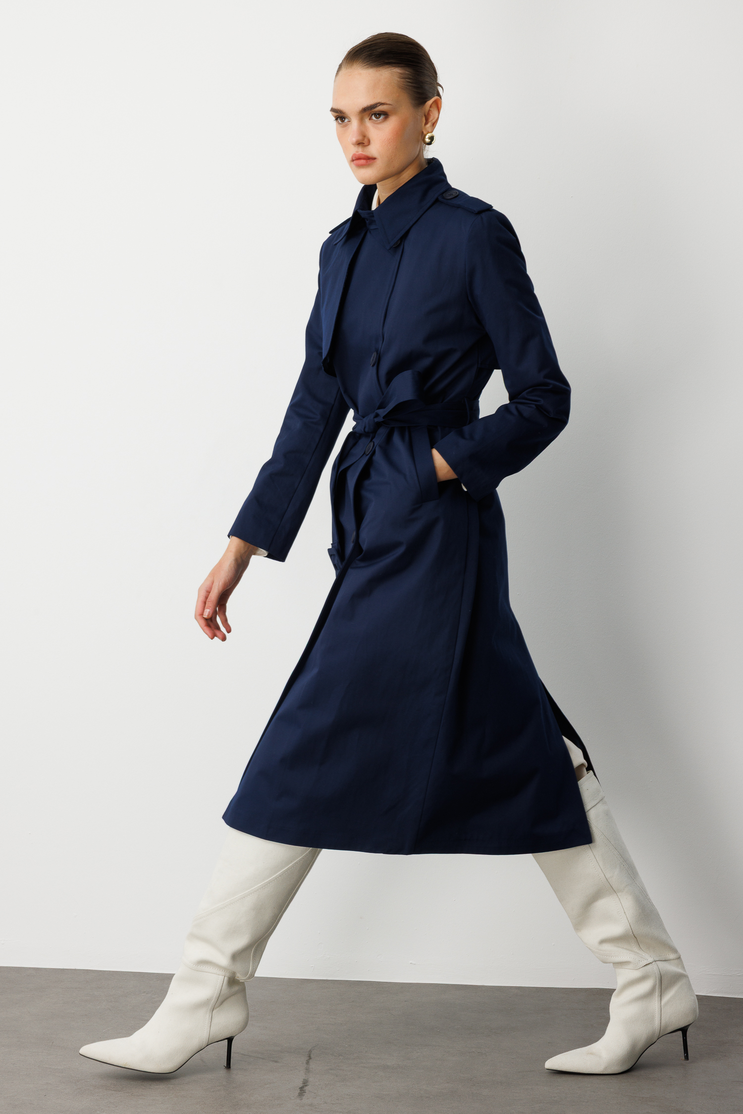 Mizalle Lacivert Apoletli Klasik Maxi Mac Trençkot - 9
