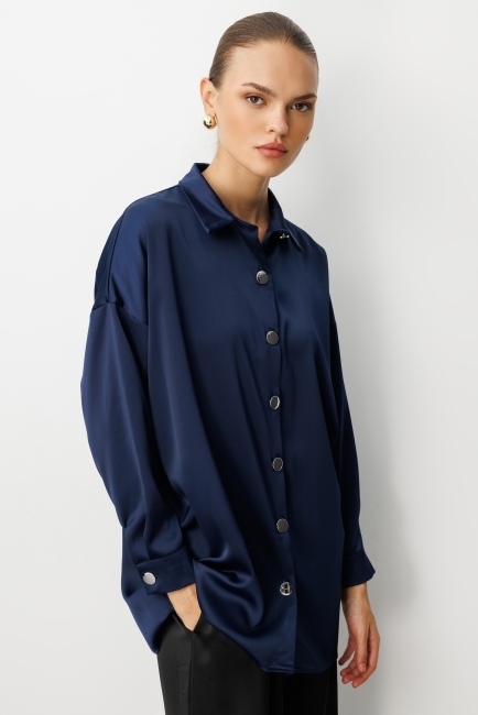 Mizalle Lacivert Metal Düğmeli Saten Tunik Gömlek - Mizalle