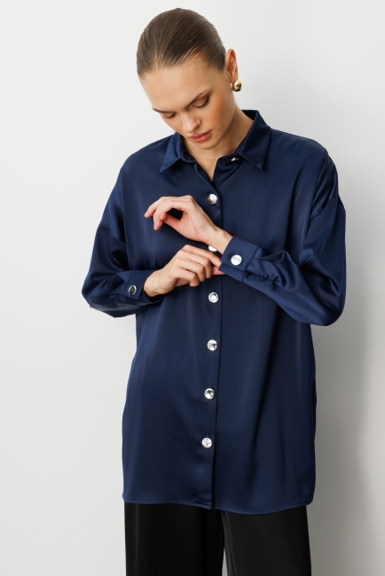 Mizalle Lacivert Metal Düğmeli Saten Tunik Gömlek - Mizalle