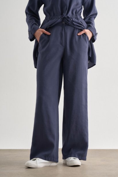 Mizalle Lacivert Rahat Kesim Geniş Paçalı Modal Pantolon - Mizalle