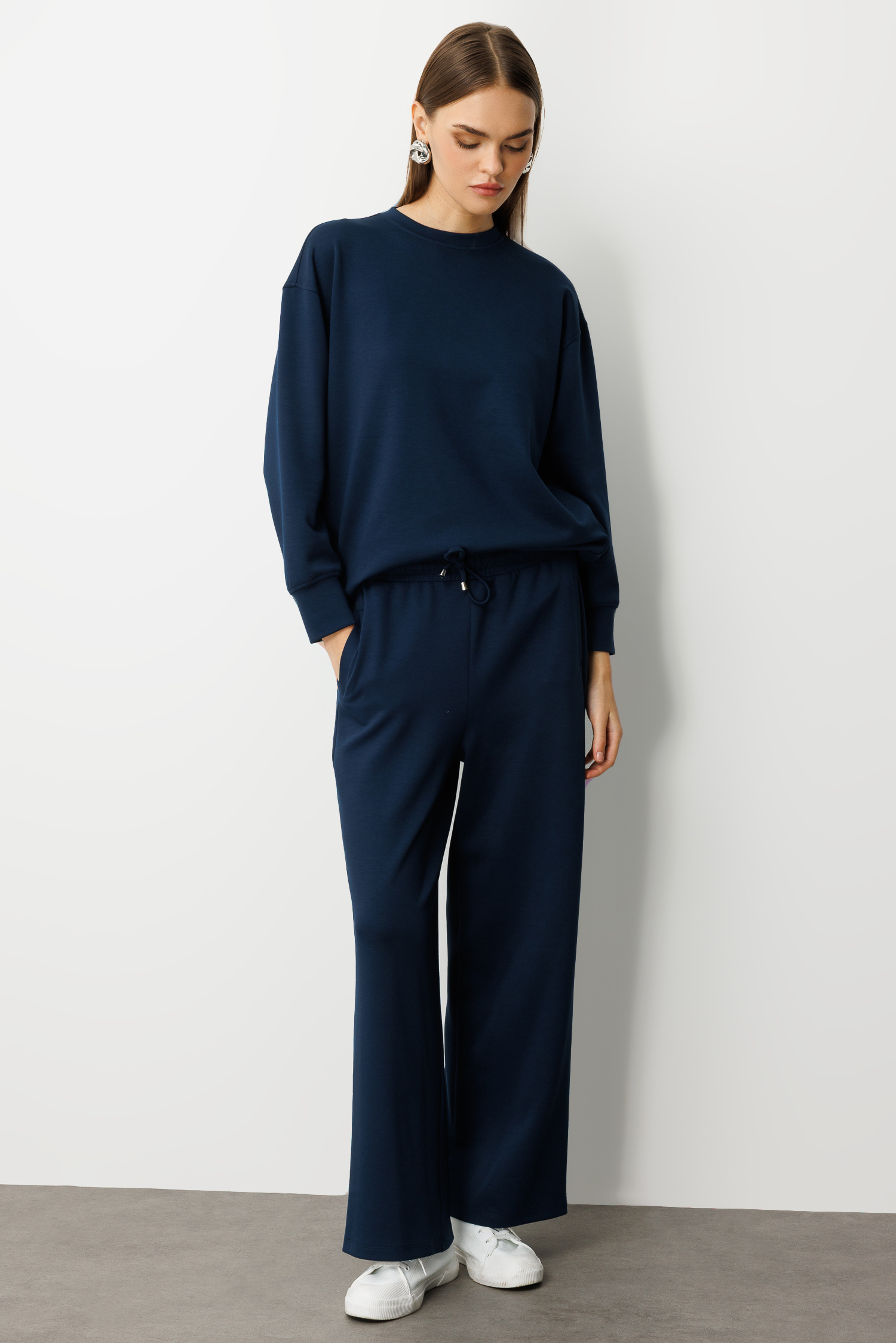 Mizalle Lastikli Yumuşak Dokulu İndigo Mavi Jogger Pantolon - Mizalle