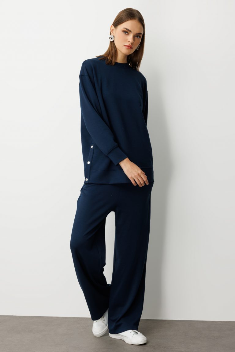 Mizalle Lastikli Yumuşak Dokulu İndigo Mavi Jogger Pantolon - Mizalle