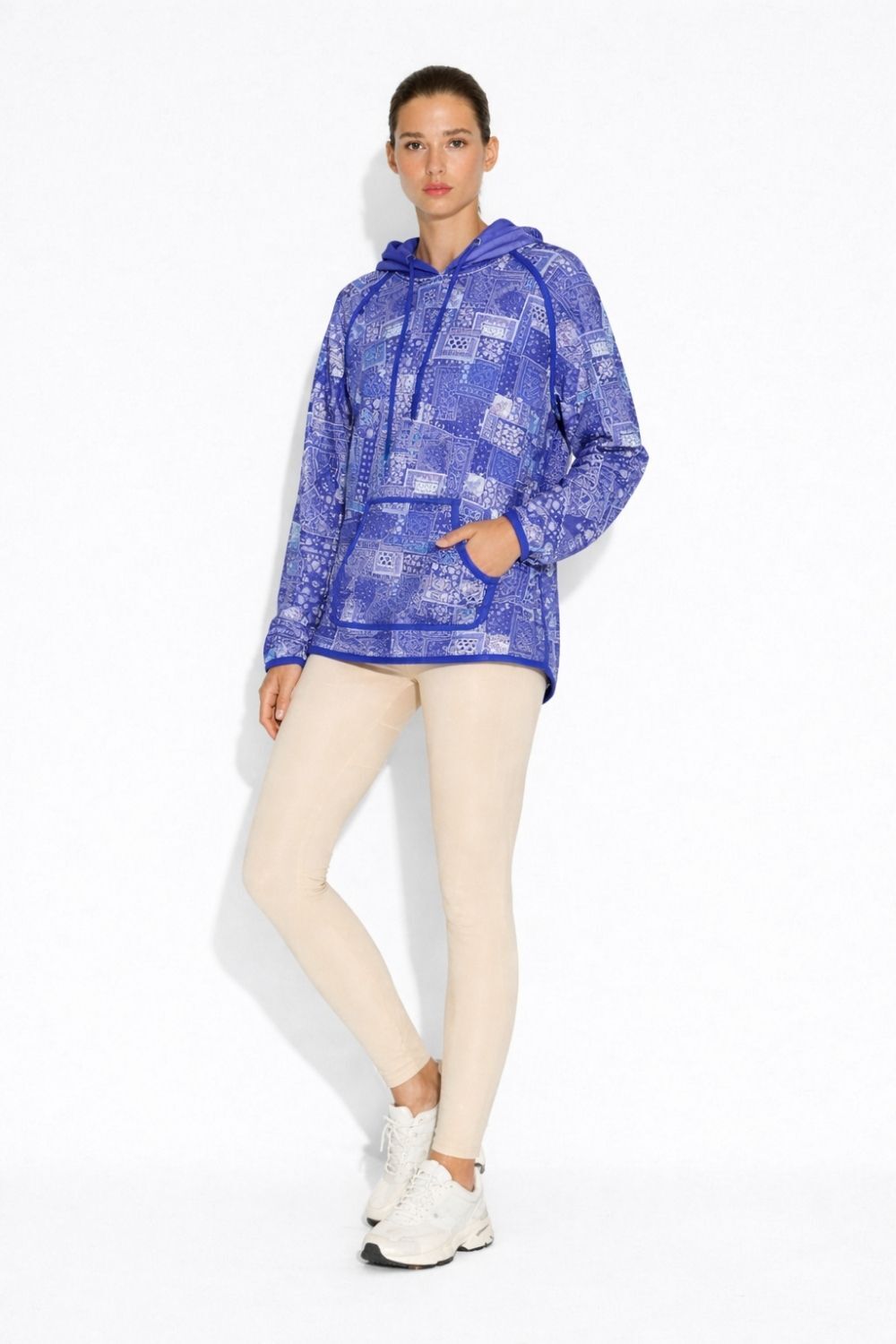 Mizalle Mavi Etnik Desenli Kanguru Cepli Sweatshirt - 1