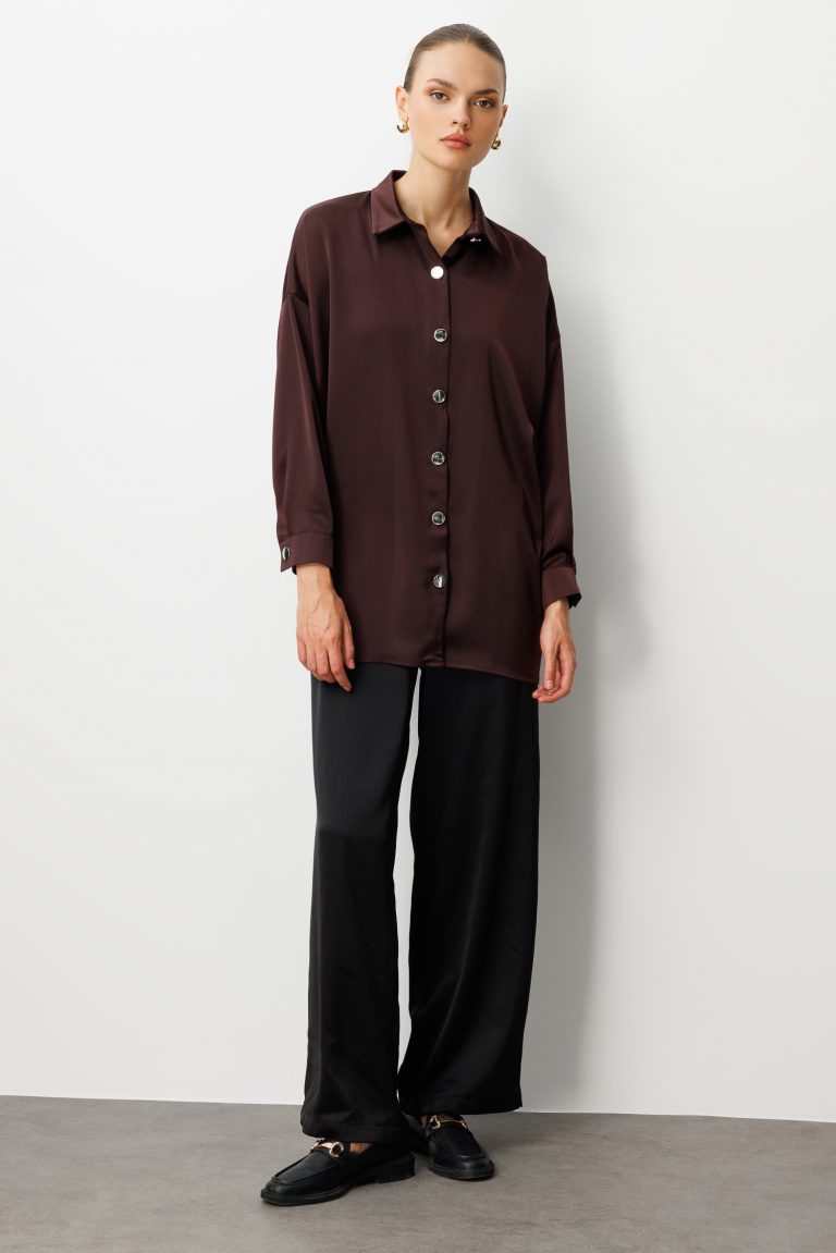 Mizalle Metal Düğmeli Kahverengi Saten Tunik Gömlek - Mizalle