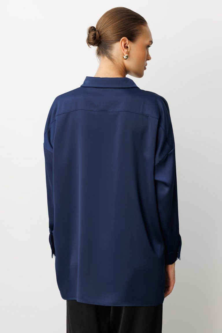 Mizalle Metal Düğmeli Lacivert Saten Tunik Gömlek - Mizalle