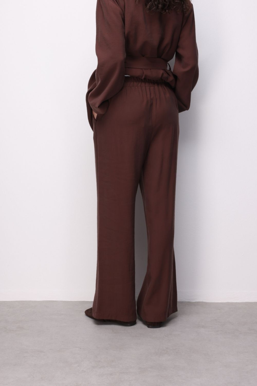 Mizalle Modal Dokulu Beli Lastikli Kahverengi Pantolon - 3