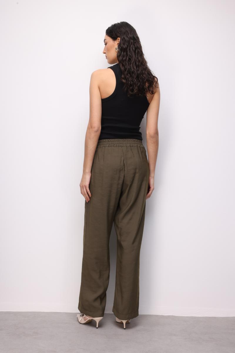 Mizalle Modal Dokulu Lastikli Haki Rahat Pantolon - Mizalle