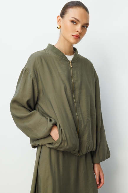 Mizalle - Mizalle Modal Karışımlı Haki Oversize Bomber Ceket Mizalle - Mizalle Modal Karışımlı Haki Oversize Bomber Ceket