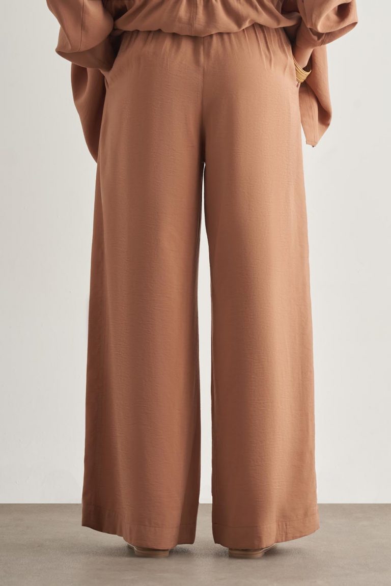 Mizalle Modal Karışımlı Rahat Kesim Beli Lastikli Camel Pantolon - Mizalle