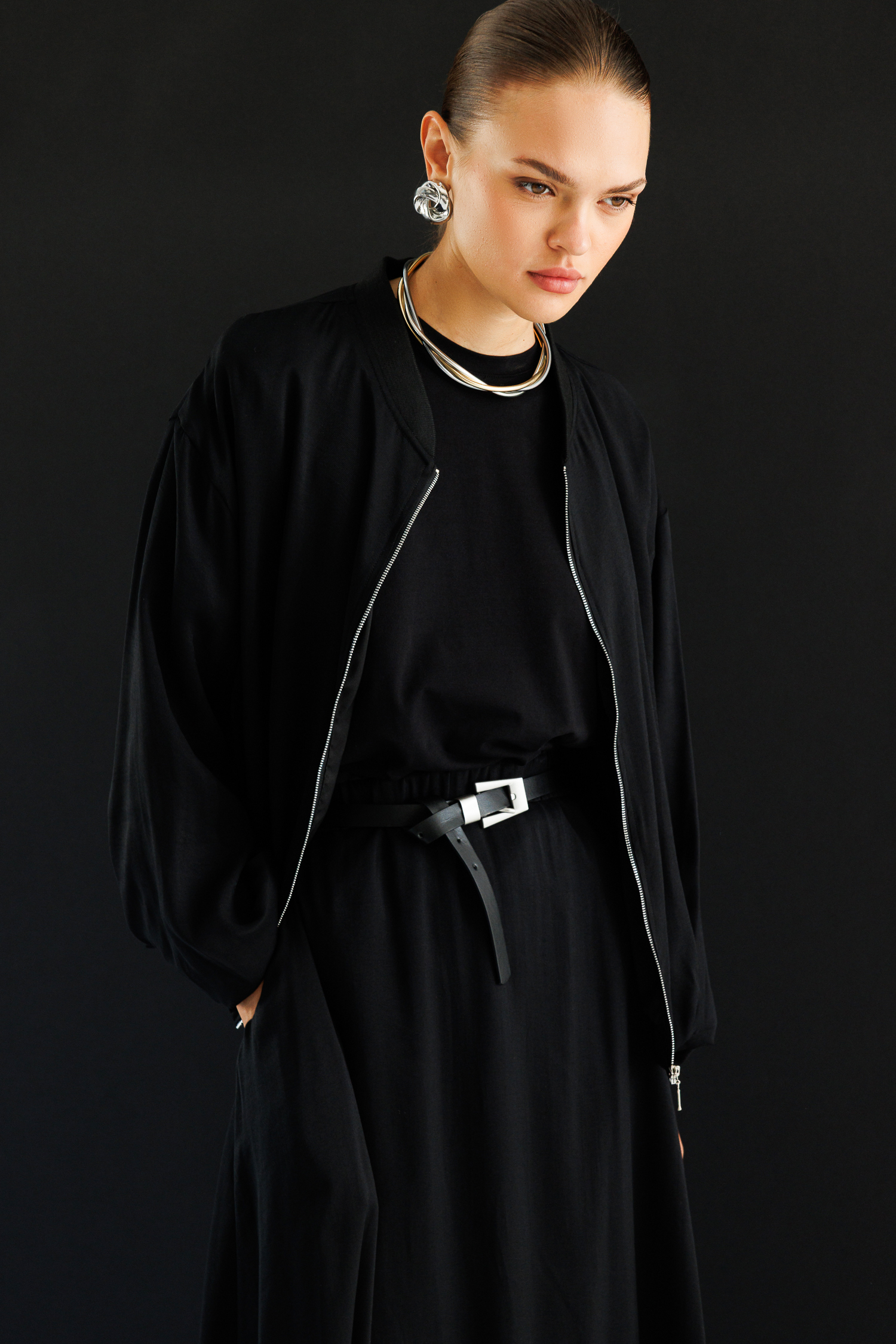 Mizalle - Mizalle Modal Karışımlı Siyah Oversize Bomber Ceket Mizalle - Mizalle Modal Karışımlı Siyah Oversize Bomber Ceket