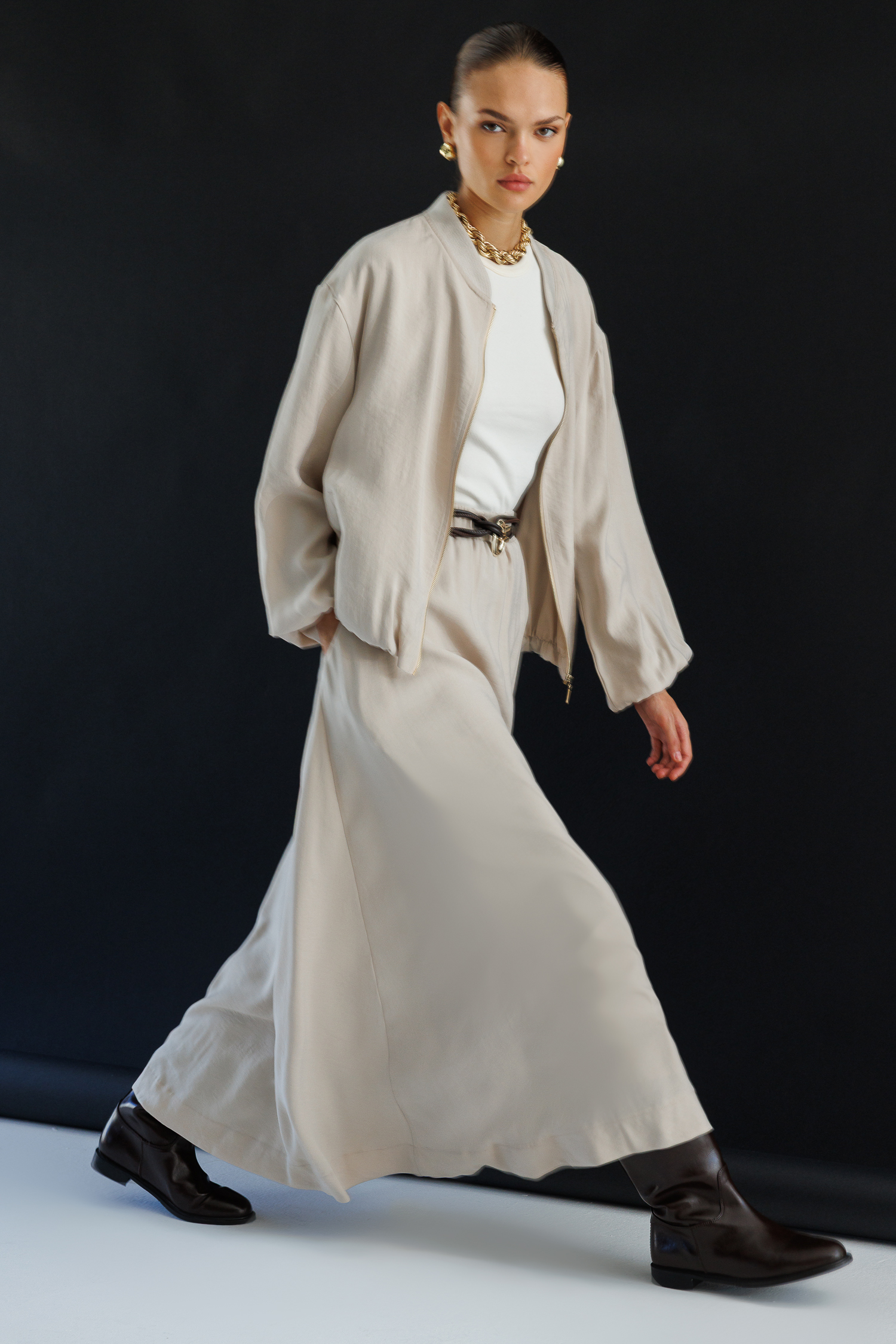 Mizalle - Mizalle Modal Karışımlı Taş Rengi Oversize Bomber Ceket Mizalle - Mizalle Modal Karışımlı Taş Rengi Oversize Bomber Ceket