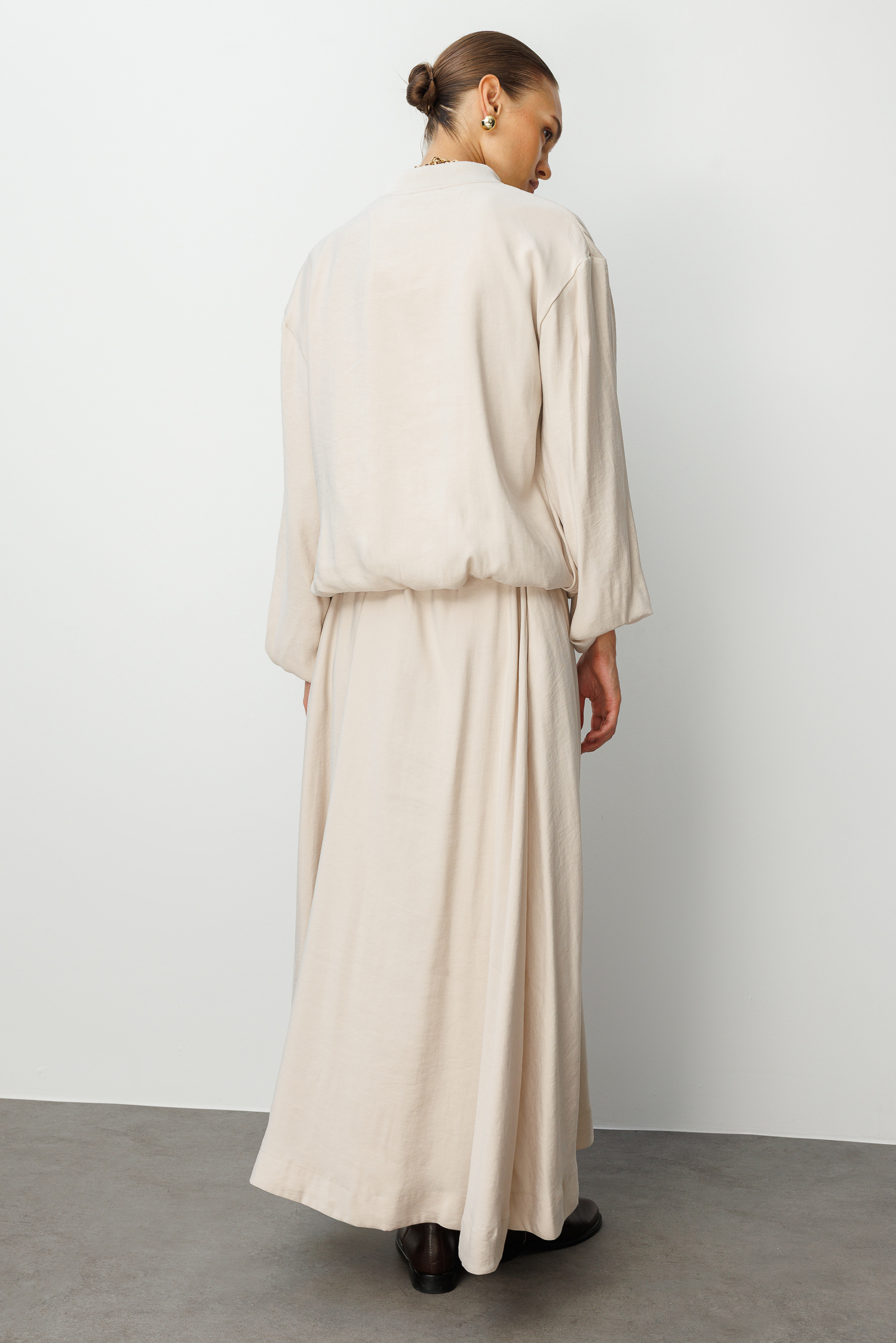 Mizalle Modal Karışımlı Taş Rengi Oversize Bomber Ceket Mizalle Modal Karışımlı Taş Rengi Oversize Bomber Ceket