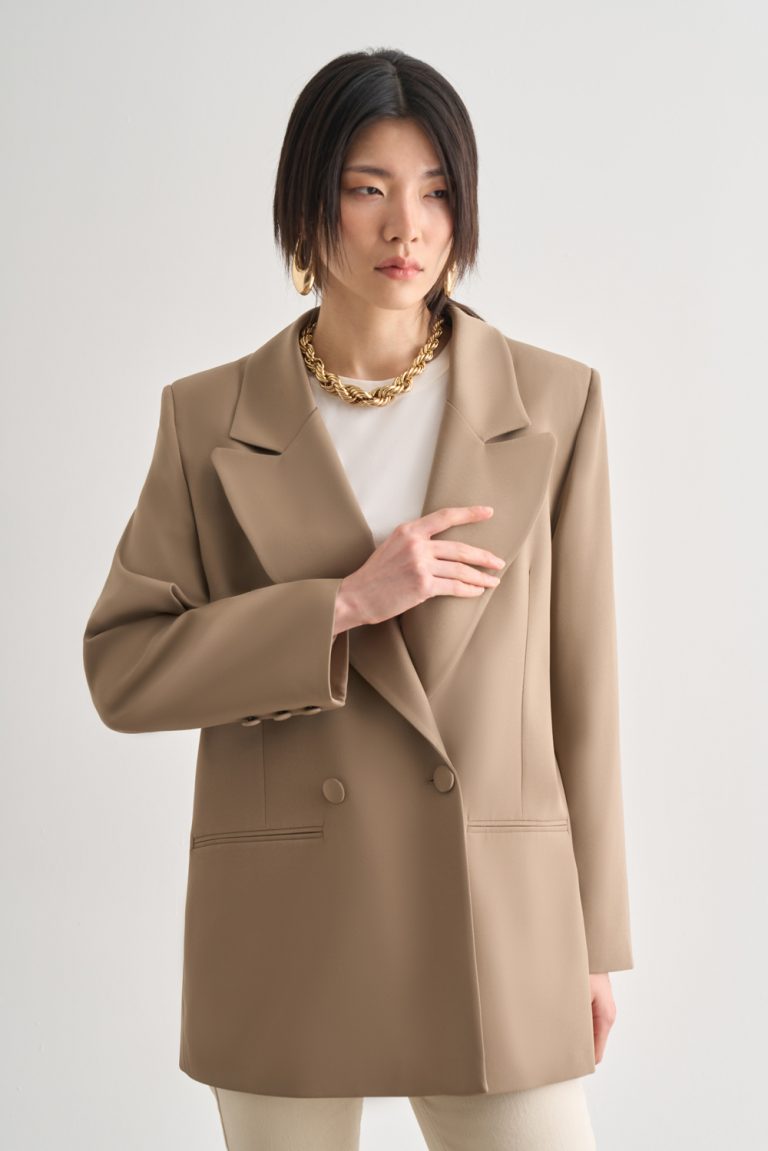 Mizalle Oversize Çift Yırtmaçlı Bej Blazer Ceket - Mizalle