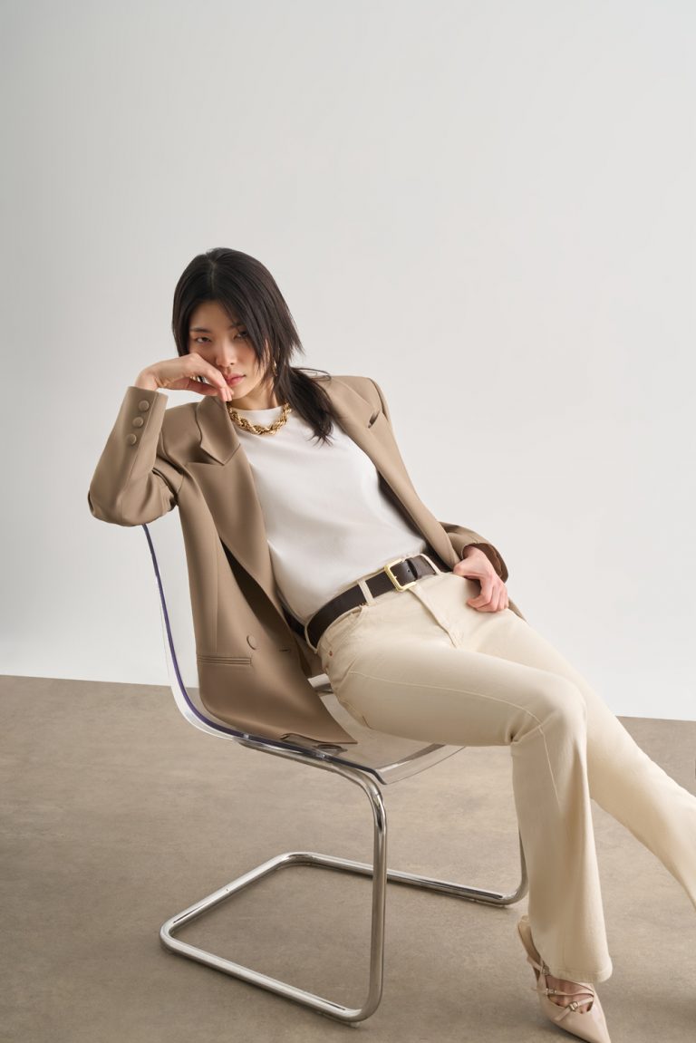 Mizalle Oversize Çift Yırtmaçlı Bej Blazer Ceket - Mizalle