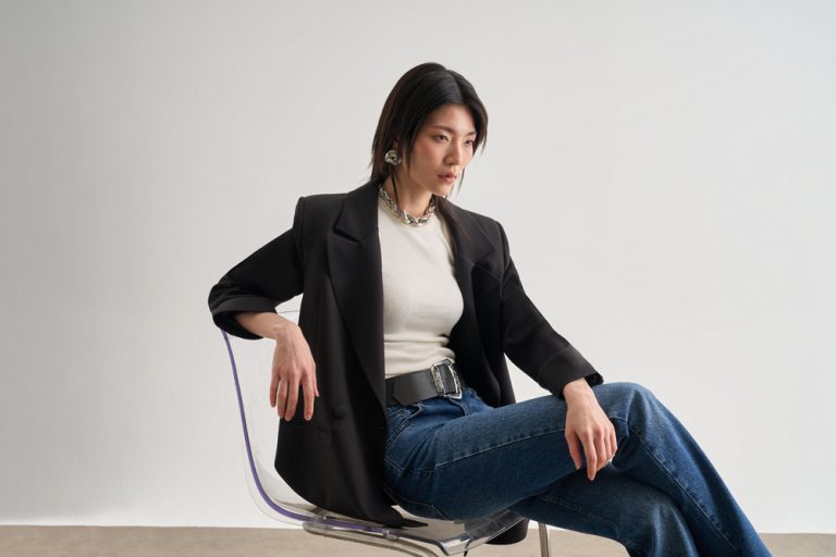 Mizalle Oversize Çift Yırtmaçlı Siyah Blazer Ceket - Mizalle