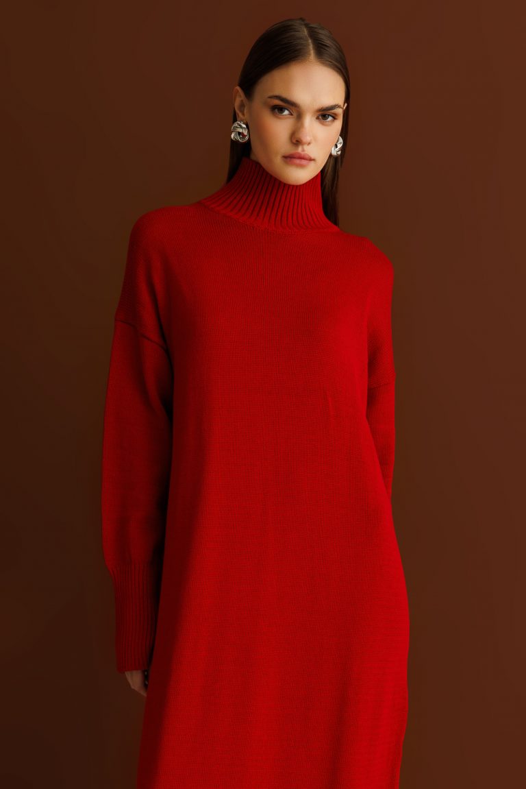 Mizalle Oversize Dik Yaka Kırmızı Uzun Kalın Triko Elbise - Mizalle