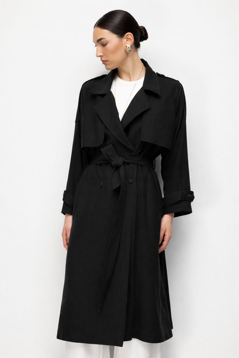 Mizalle Oversize Siyah Tencel Trençkot - Mizalle