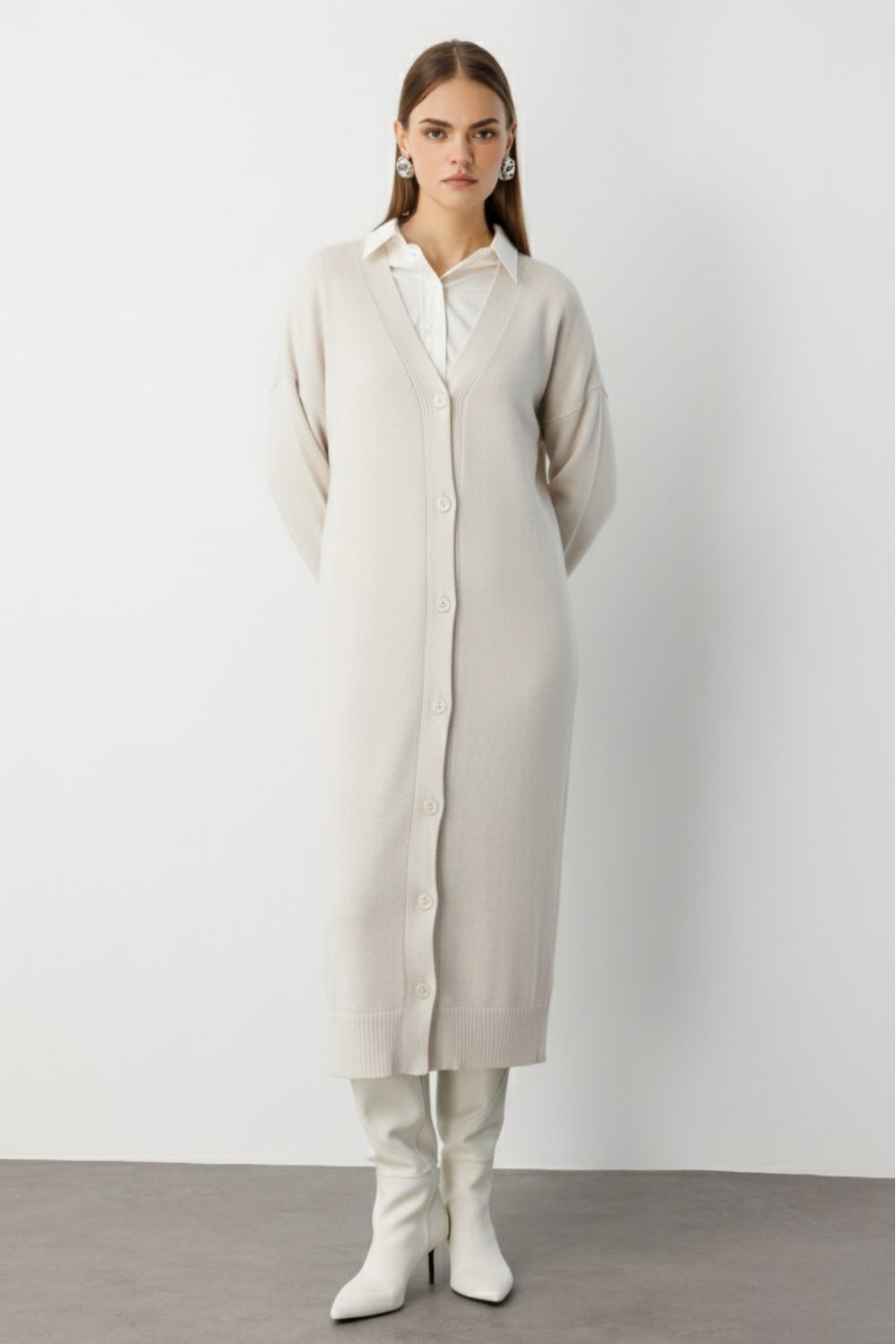 Mizalle Oversize V Yaka Uzun Ekru Triko Hırka