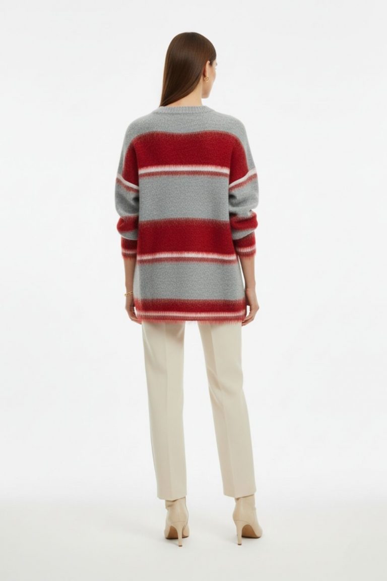 Mizalle Oversize Yumuşak Doklu Gri Kırmızı Çizgili Triko Ka - Mizalle