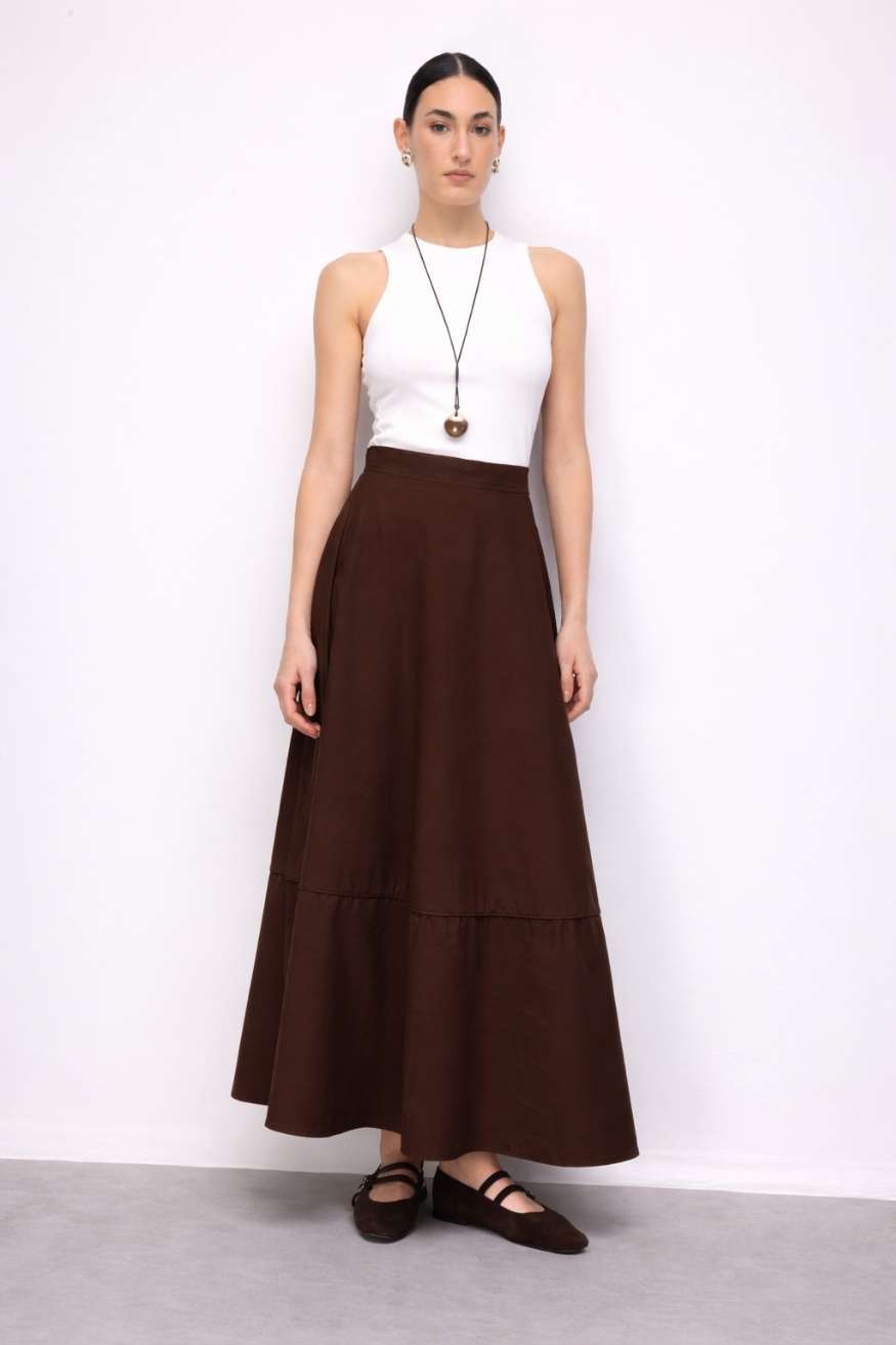 Mizalle Pamuklu Evaze Volanlı Maksi Kahverengi Etek - Mizalle