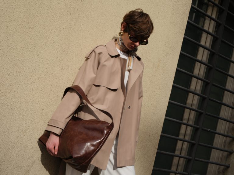 Mizalle Premium Pamuk Karışımlı Bej Rengi Trençkot - Mizalle