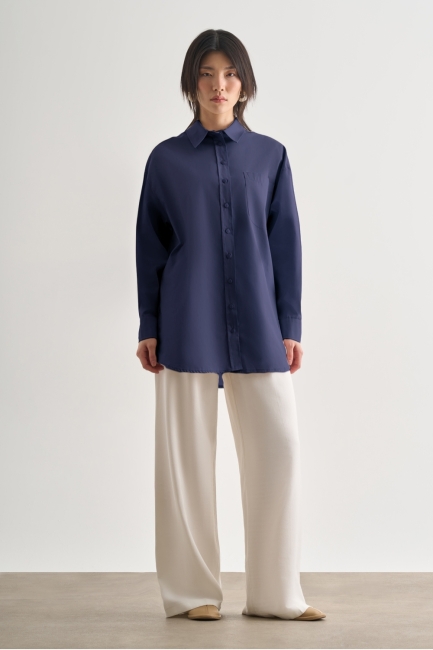 Mizalle - Mizalle Premium Saf Pamuk İndigo Mavi Oversize Gömlek Mizalle - Mizalle Premium Saf Pamuk İndigo Mavi Oversize Gömlek