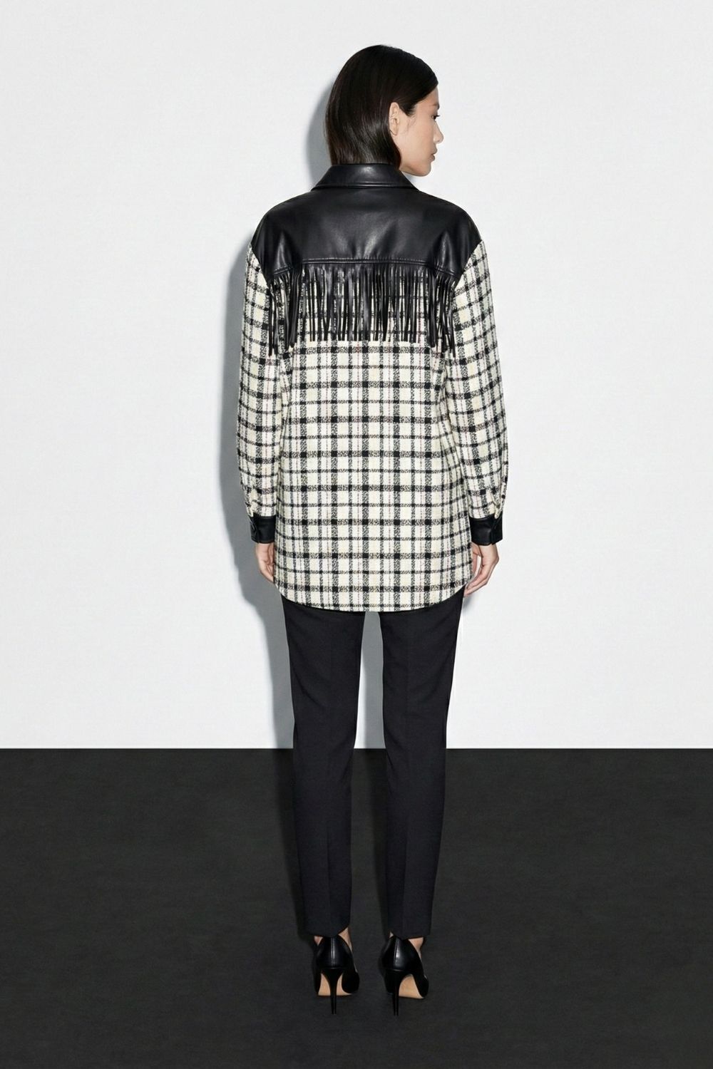 Mizalle Püskül Detalı Bej Rengi Ekoseli Gömlek Tunik - 3