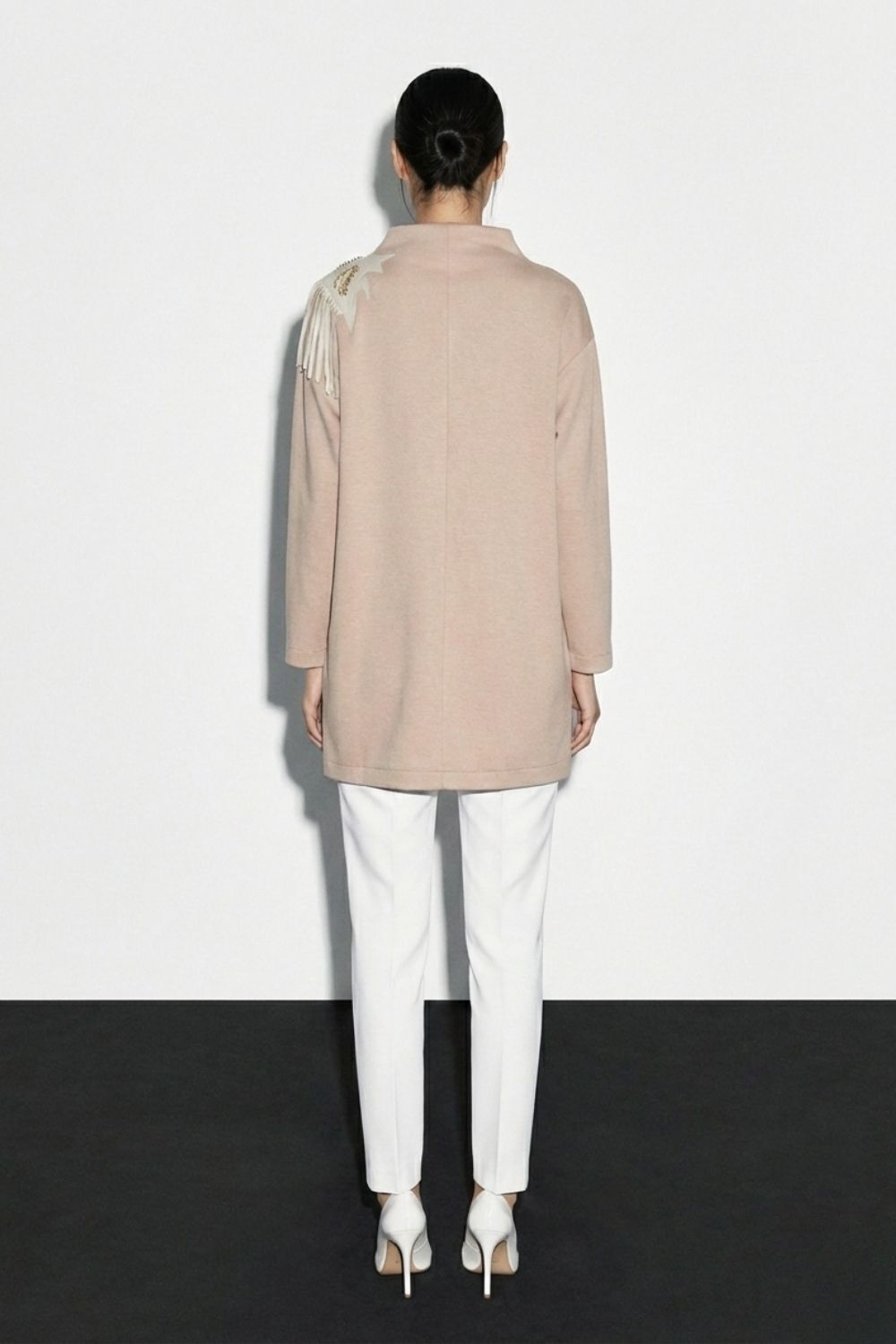 Mizalle Püskül Troklu Yüksek Yaka Bej Rengi Scuba Tunik - Mizalle