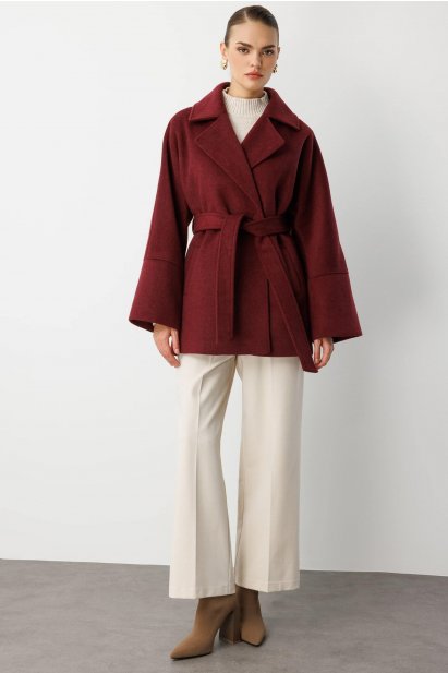 Mizalle Rahat Kesim Yünlü Kısa Mürdüm Kaşe Kaban - Mizalle