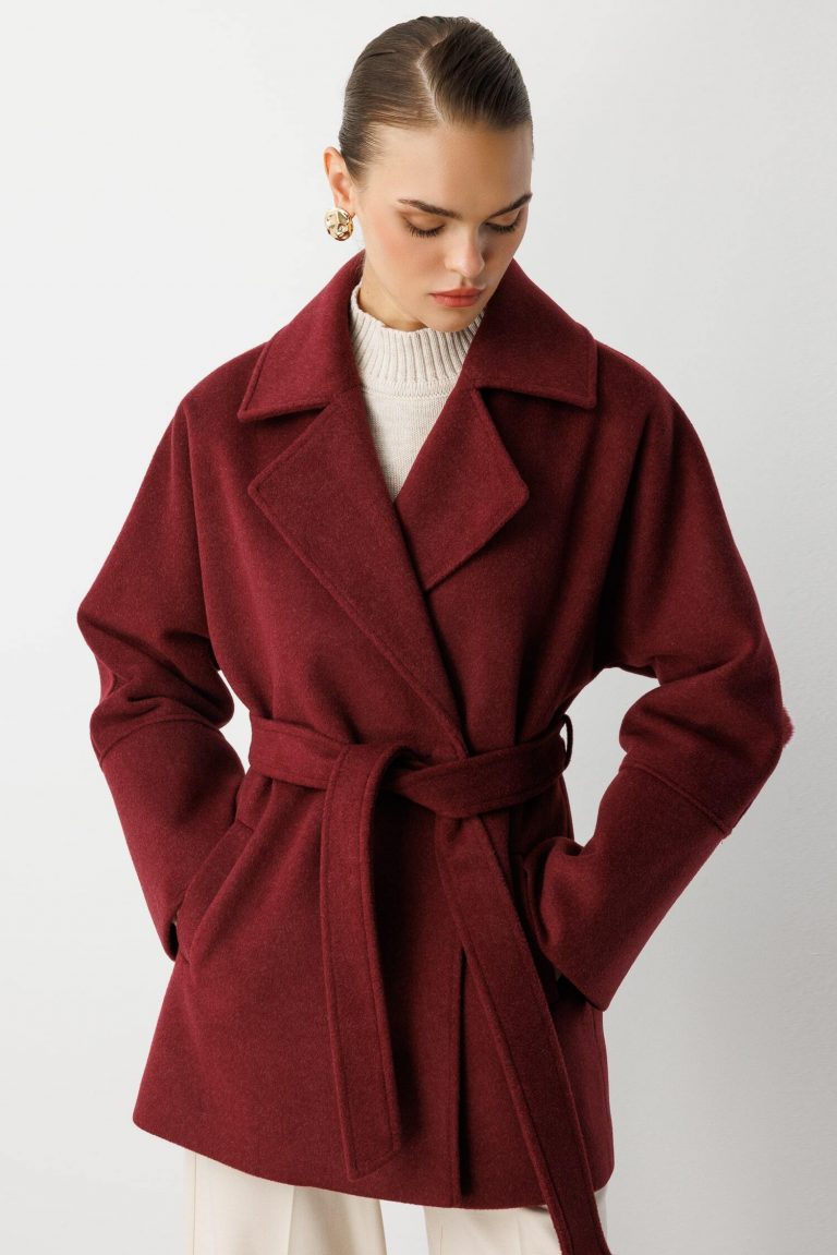 Mizalle Rahat Kesim Yünlü Kısa Mürdüm Kaşe Kaban - Mizalle