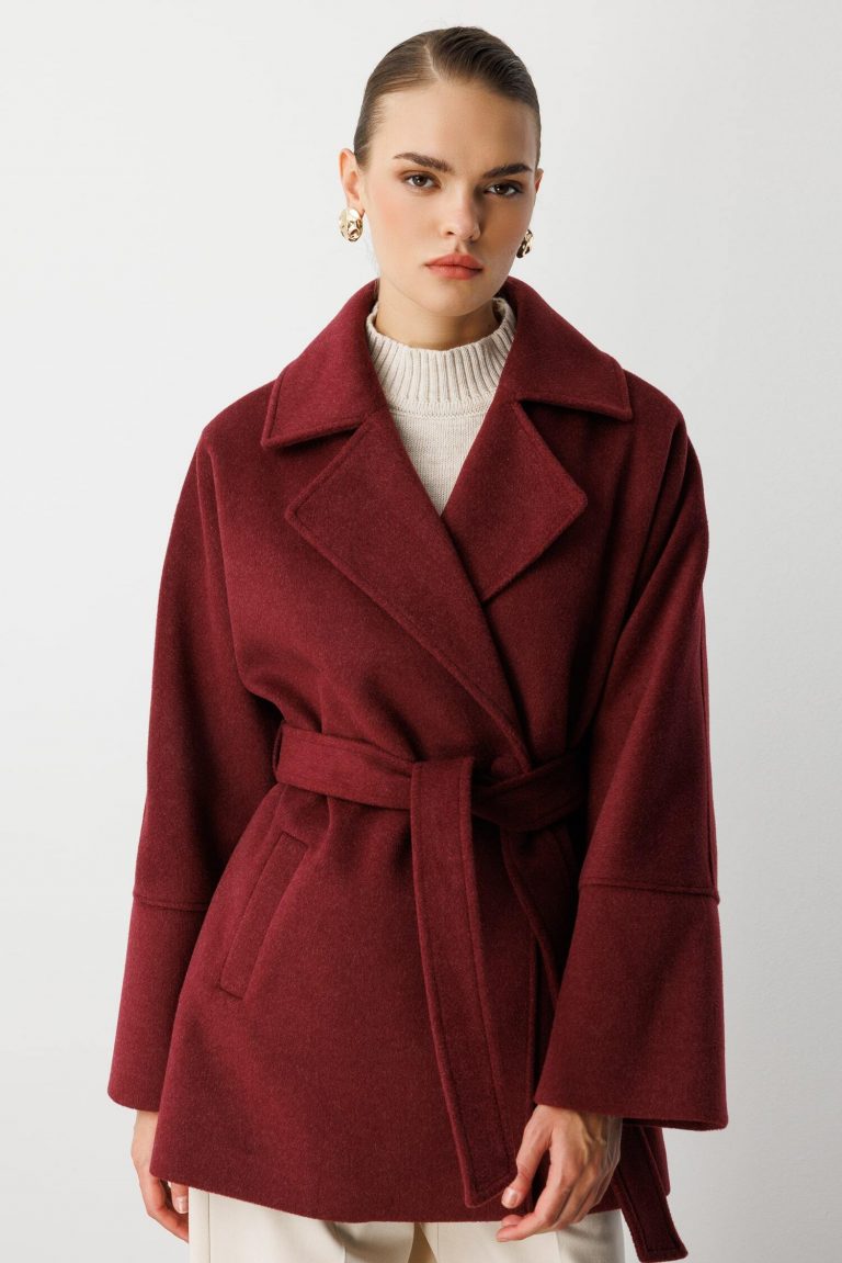 Mizalle Rahat Kesim Yünlü Kısa Mürdüm Kaşe Kaban - Mizalle