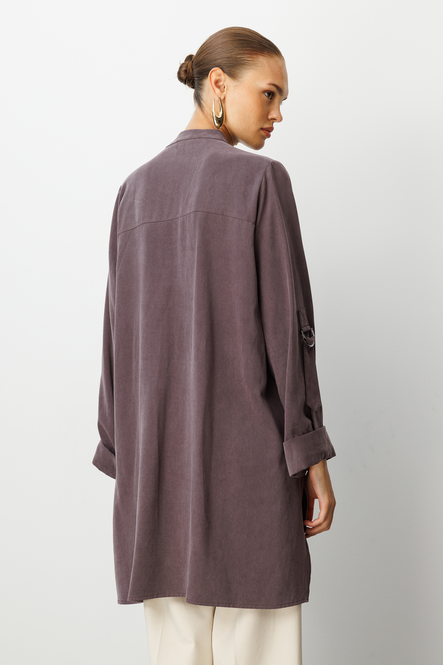 Mizalle Safari Kol Detaylı Kahverengi Cupro Tunik - 6