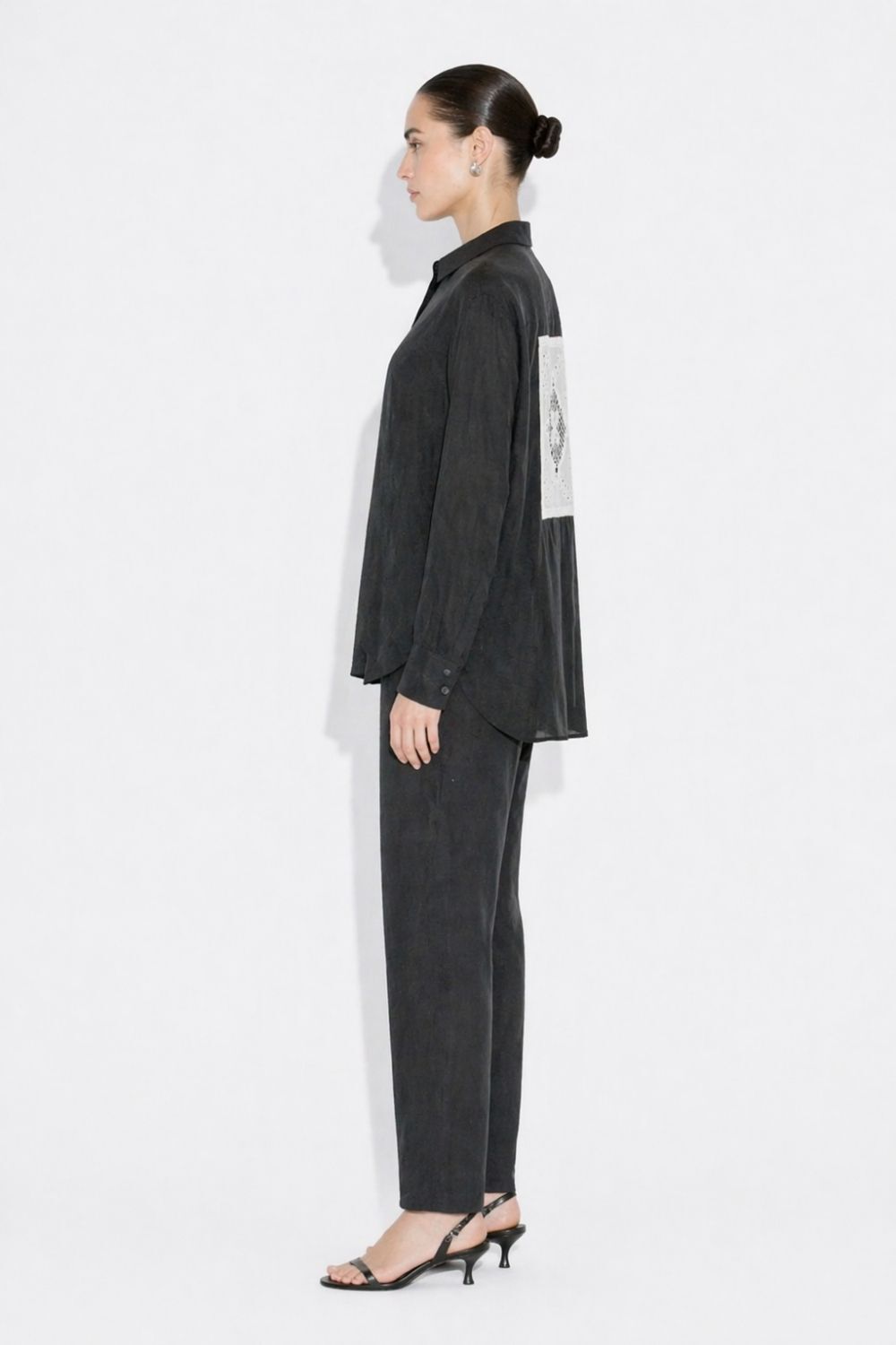 Mizalle Sırt Güpür Detaylı Siyah Gömlek Tunik - 2