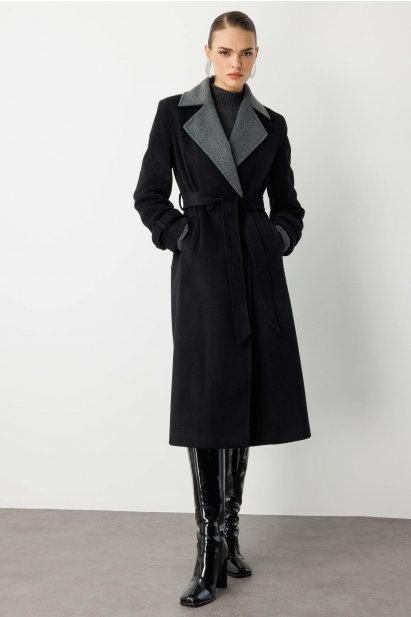 Mizalle Siyah Gri Detaylı Uzun Klasik Kaşe Kaban - Mizalle